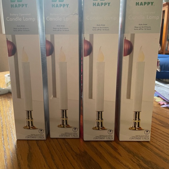 Four battery operated candle lamps - Picture 1 of 2